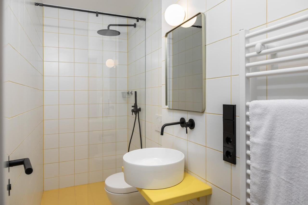 Coolest Apartment In Berlin, Easy Check-In, Cozy, Near City Center - 4 Room Maisonette #1 Bagian luar foto
